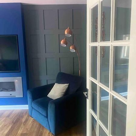Lovely 2 Bedroom With Private Garden EDI Kültér fotó